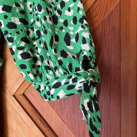 Dress by New Look (UK) Size 6 Green - Picture 7 of 9